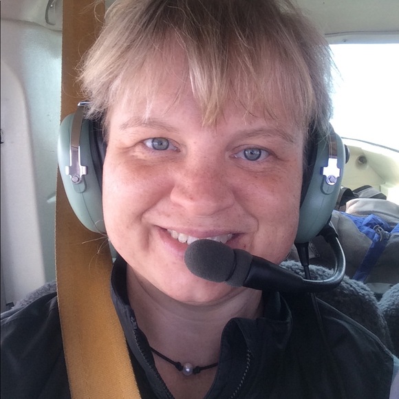 Meet your Posher, Melissa - Picture 4 of 4